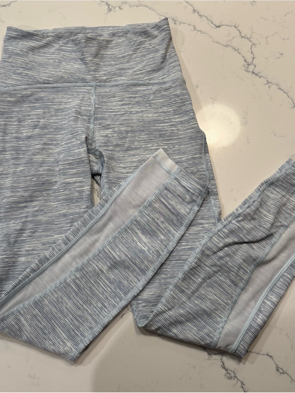 lululemon athletica Light Blue Heather High-Rise Leggings (size4, 25 inch)